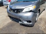Toyota Sienna Xle V6 5TDYK3DCXBS060421 снимка