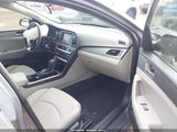 Hyundai Sonata Se 5NPE24AF3JH723744 снимка
