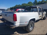 Chevrolet K3500 1GCHK33J1XF090706 снимка