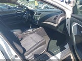Nissan Altima 2.5 S 1N4AL3APXJC104834 fotografie