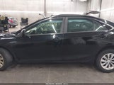 Toyota Camry Le 4T4BF1FK6FR470378 снимка