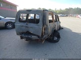Jeep Commander Sport 1J4RG4GK9AC108659 снимка
