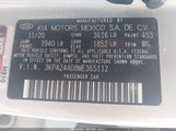 Kia Rio S 3KPA24AD8ME365112 снимка