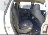 Chevrolet Traverse 1GNKRHKD6FJ135667 снимка