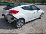 Hyundai Veloster Base W/Gray KMHTC6AD3DU172221 снимка