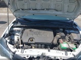 Toyota Corolla Le 2T1BURHE6JC078890 снимка