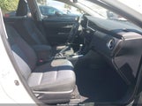 Toyota Corolla Le 2T1BURHE6JC078890 снимка