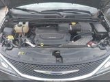 Chrysler Pacifica Touring-L 2C4RC1BG4HR810666 снимка