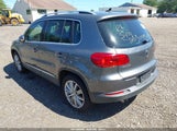 Volkswagen Tiguan Se WVGAV3AX5DW581996 снимка
