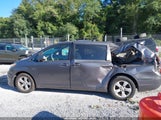 Toyota Sienna Le V6 5TDKK3DC9BS083162 снимка