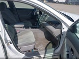 Toyota Camry Le 4T1BE46K88U735920 снимка