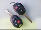 Toyota Corolla Se/Xse 5YFBURHE0KP920351 photo