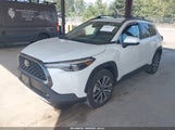 Toyota Corolla Cross Xle 7MUEAABGXRV083570 снимка