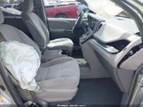 Toyota Sienna Le 8 Passenger 5TDKK3DC0GS736596 снимка