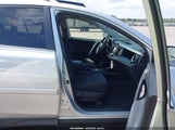 Toyota Rav4 Xle JTMRFREV2DD014110 fotografie