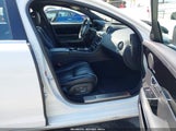 Jaguar Xj Xjl Portfolio SAJWA2GZ3E8V60709 photo
