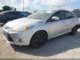 Ford Focus Se 1FAHP3K23CL392818 photo
