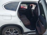BMW X1 xDrive28I WBXHT3C38J5F88192 снимка