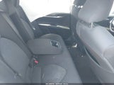 Toyota Camry Le 4T1B11HK2JU514102 photo