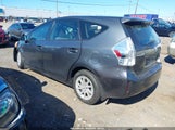 Toyota Prius V Three JTDZN3EUXC3106898 снимка