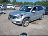 Volkswagen Tiguan 2.0T Wolfsburg Edition WVGSV7AXXHK018337 fotografie