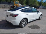 Tesla Model Y Awd/Long Range Dual Motor All-Wheel Drive 7SAYGDEE1PF805210 fotografie