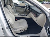 Volvo Xc60 B5 Momentum YV4L12RK2N1956265 снимка