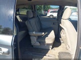 Chrysler Town & Country 1C4GP45R55B392901 снимка