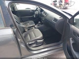 Volkswagen Jetta 2.5L Se 3VWDP7AJ9CM323975 снимка