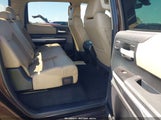 Toyota Tundra Limited 5.7L V8 5TFHY5F10JX680483 снимка