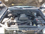 Toyota Tundra Sr5 V8 5TBRT34193S404783 fotografie