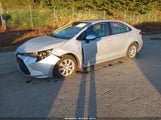 Toyota Corolla Le 5YFB4MDE1RP133198 снимка