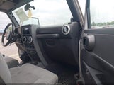 Jeep Wrangler Unlimited Sahara 1J4GA59148L617989 fotografie