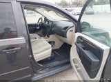 Dodge Grand Caravan Crew 2D4RN5DG5BR790842 fotografie