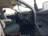 Ram  Tradesman 4X4 8' Box 3C6UR5HL5JG302648 снимка