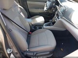 Hyundai Elantra Sel 5NPD84LF7KH497684 снимка