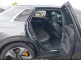 Audi E-Tron Premium Plus WA1VAAGEXKB007405 снимка