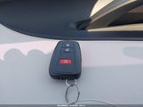 Toyota Prius Two JTDKBRFU6G3514025 снимка