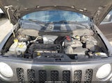 Jeep Patriot Latitude 1C4NJRFB0ED924423 снимка