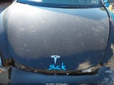 Tesla Model 3 Rear-Wheel Drive 5YJ3E1EA7NF189499 fotografie