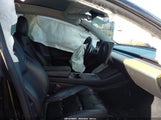 Tesla Model 3 Rear-Wheel Drive 5YJ3E1EA7NF189499 fotografie