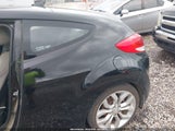 Hyundai Veloster Base W/Gray KMHTC6AD7DU127895 снимка