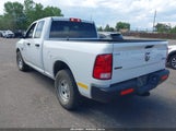 Ram  Classic Tradesman 4X4 6'4 Box 1C6RR7FG8NS238711 fotografie
