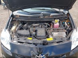 Toyota Prius Two JTDKN3DU6B5314993 fotografie