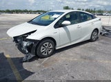 Toyota Prius Two JTDKBRFU6H3054530 снимка