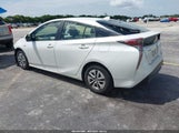 Toyota Prius Two JTDKBRFU6H3054530 fotografie