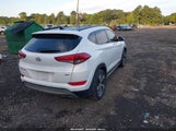 Hyundai Tucson Value KM8J3CA22JU691373 снимка