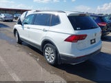 Volkswagen Tiguan 2.0T Se/2.0T Sel 3VV3B7AX3JM040925 fotografie