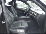 Porsche Macan S WP1AB2A5XLLB32981 photo