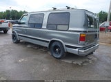 Ford Econoline E150 Van 1FDEE14N8NHA39443 fotografie